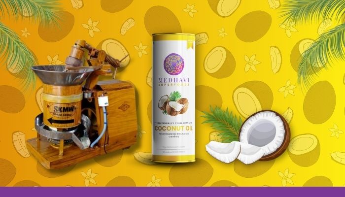Naturally Extracted Wooden Cold Pressed Coconut Oil from Medhavi Superfoods
